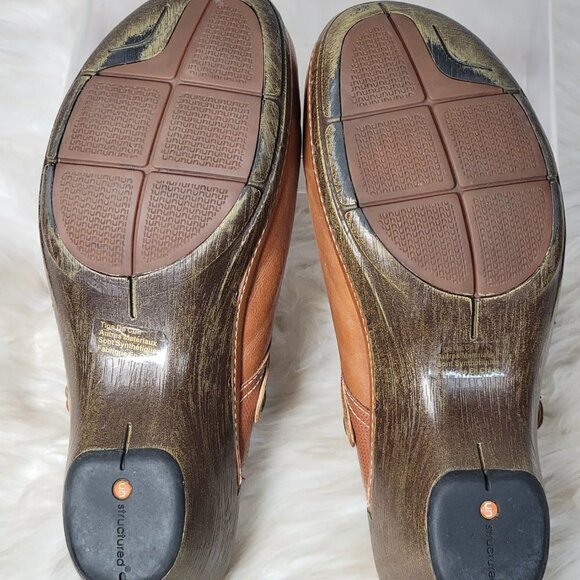 CLARKS Unstructured Womens 10 Tan Leather Slip On Comfort Clogs Mules Boho Comfy - Picture 11 of 13